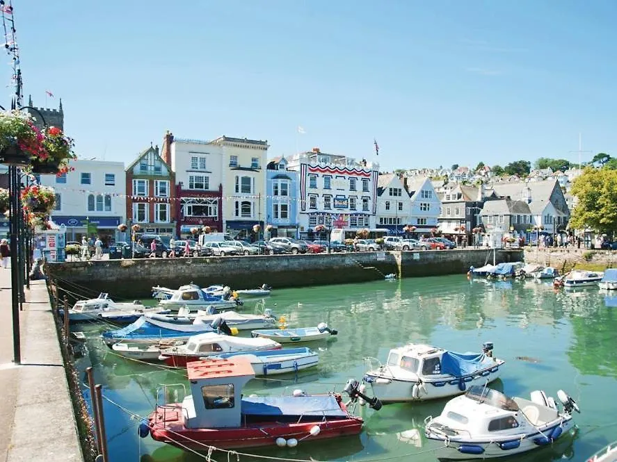 Armada * Dartmouth