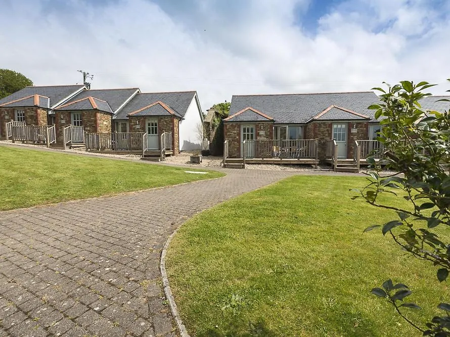 4 Keeper's Cottage, Hillfield Village Holiday home