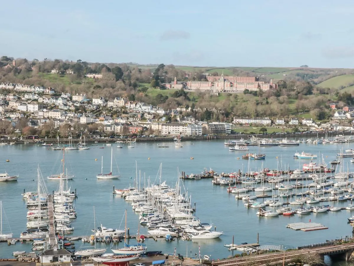Moorings * Dartmouth