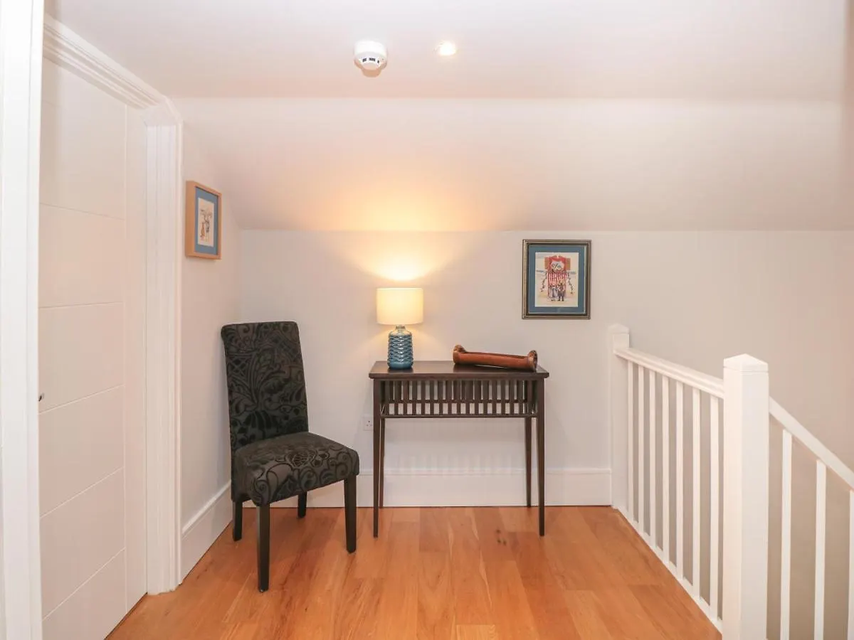 42 Dart Marina Apartment Dartmouth