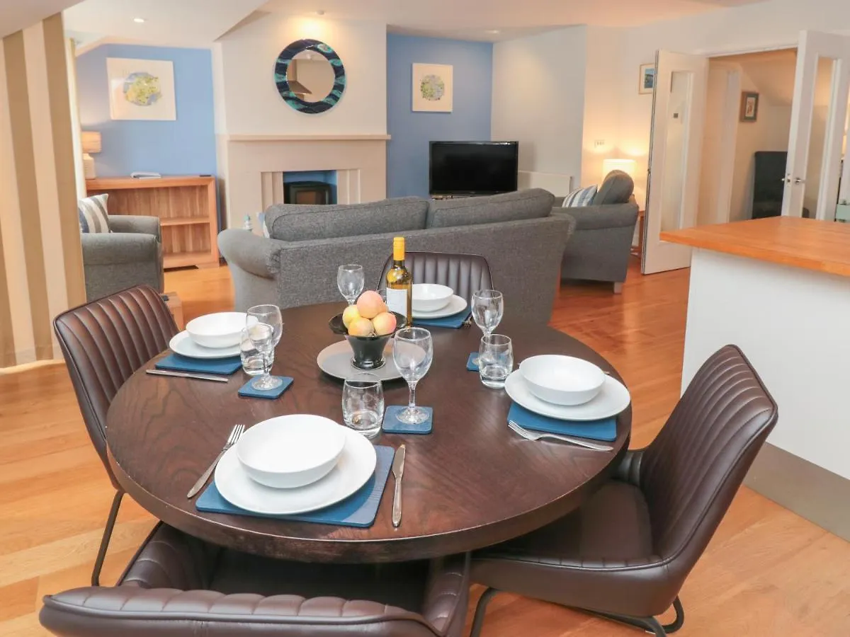 42 Dart Marina * Dartmouth