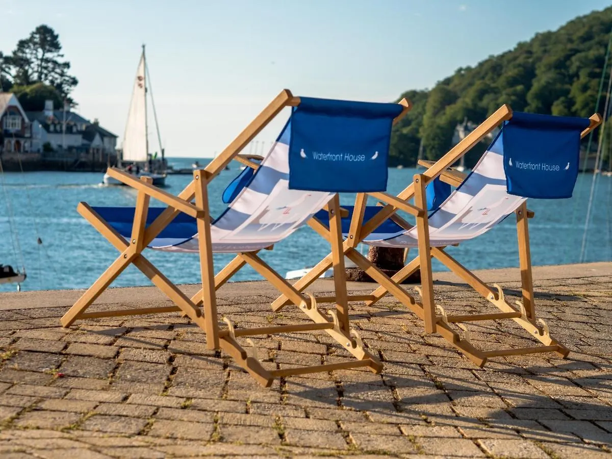 Waterfront House 5* Dartmouth