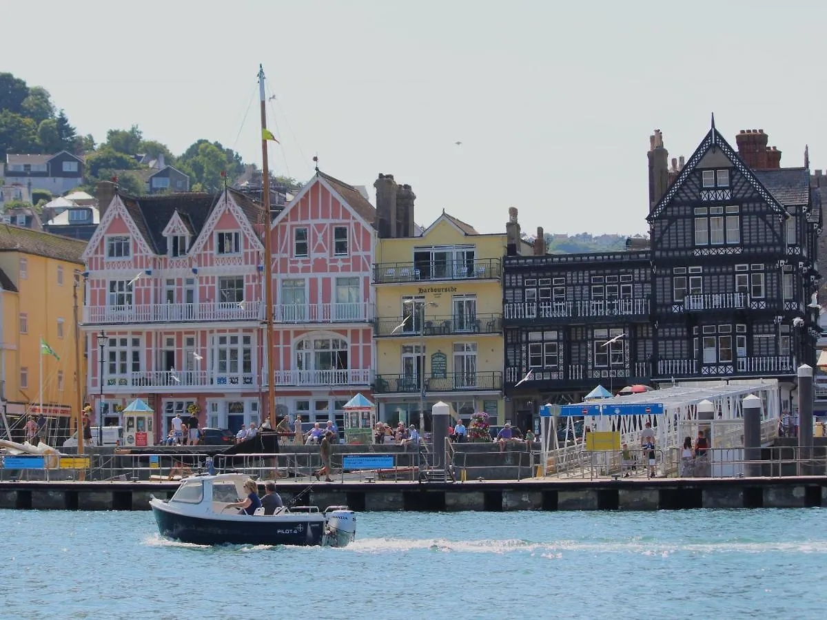 Beachcomber Holiday home Dartmouth