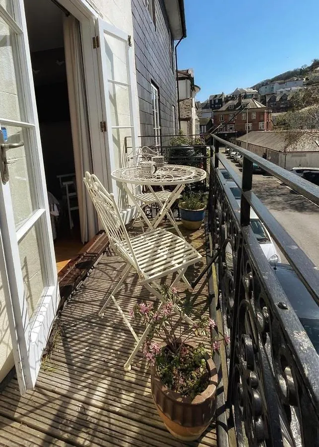 Millpool House 2* Dartmouth