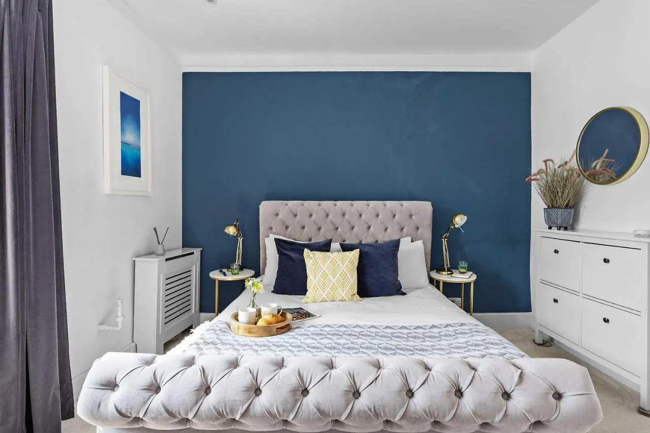 Flat 2 Fairfax Place - Modern Stylish Flat With Plenty Of Charm In 度假居 *