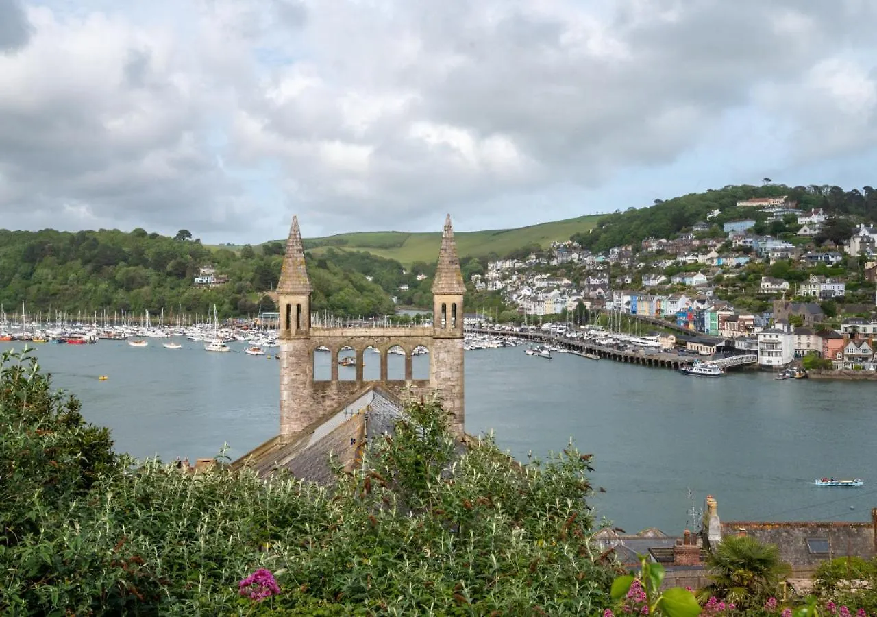 Сasa de vacaciones 84 Above Town Dartmouth