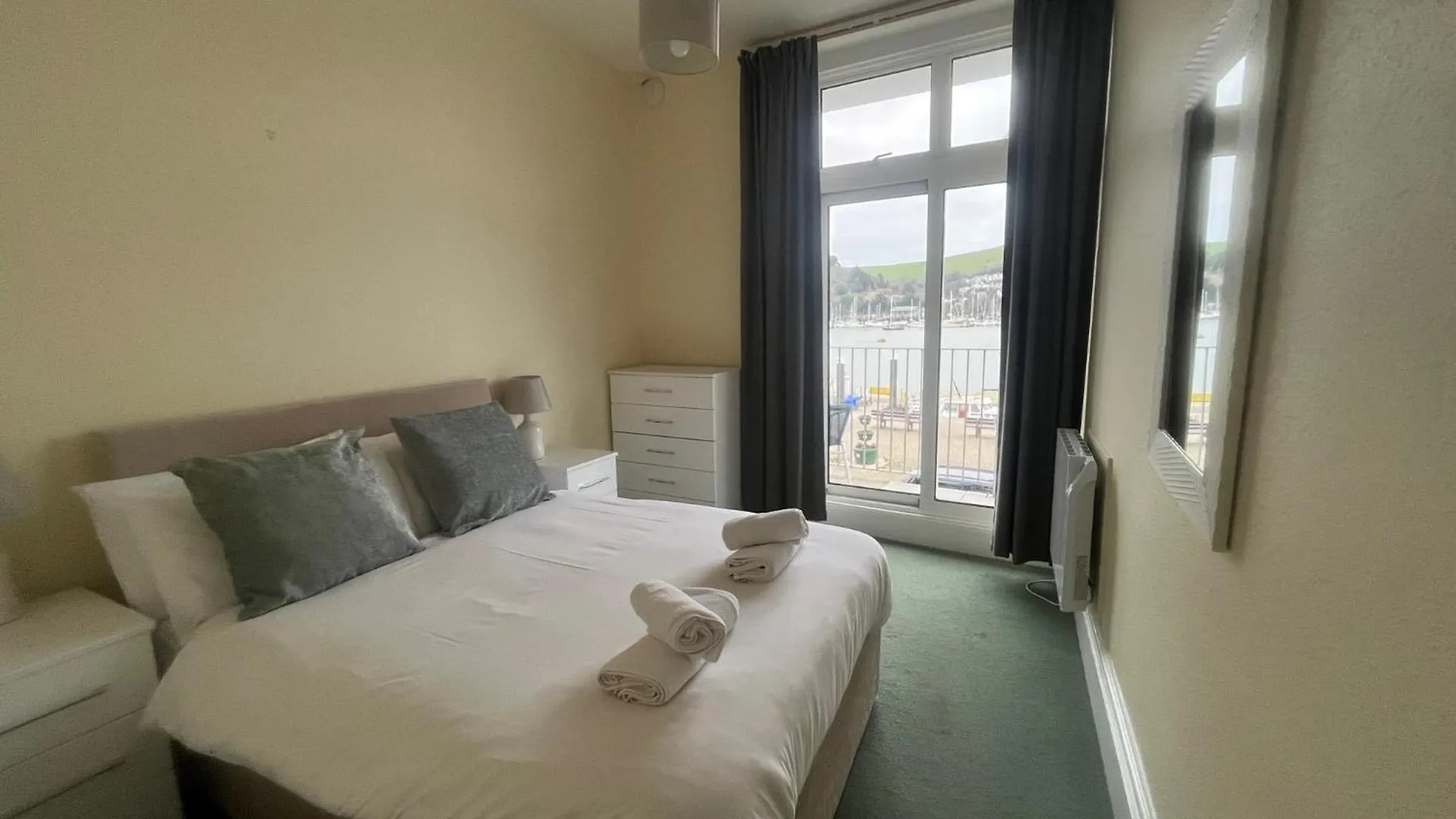 Harbourside 1 Apartment Dartmouth