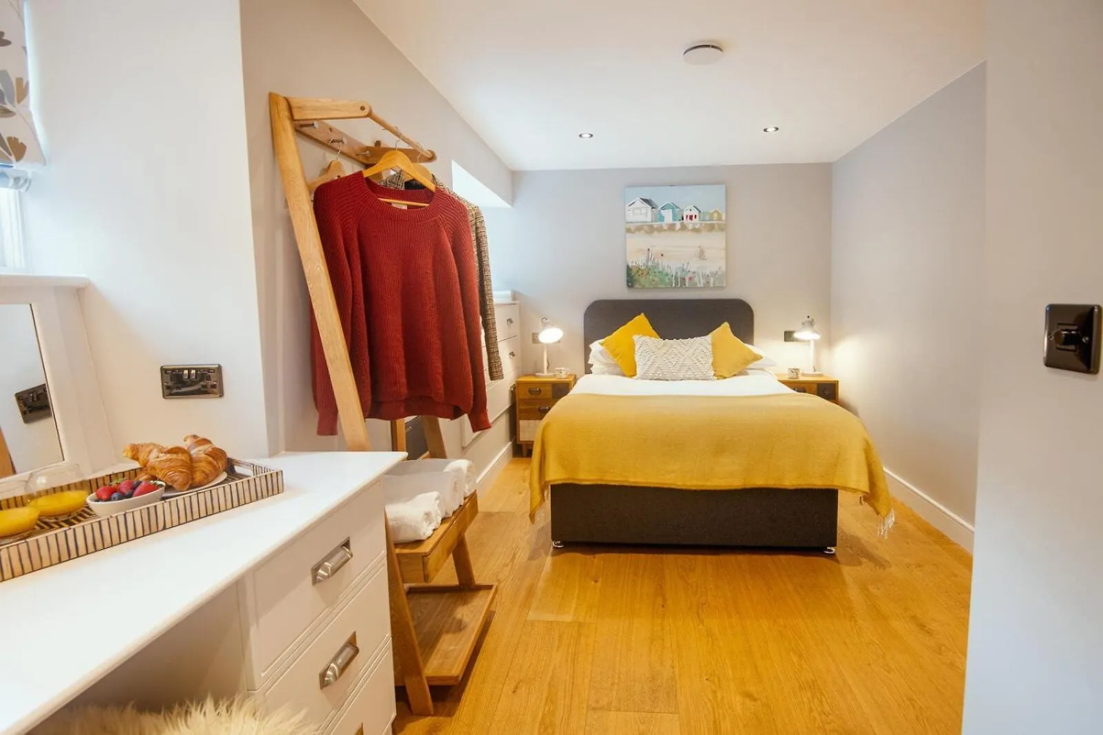 1 Castle Mews