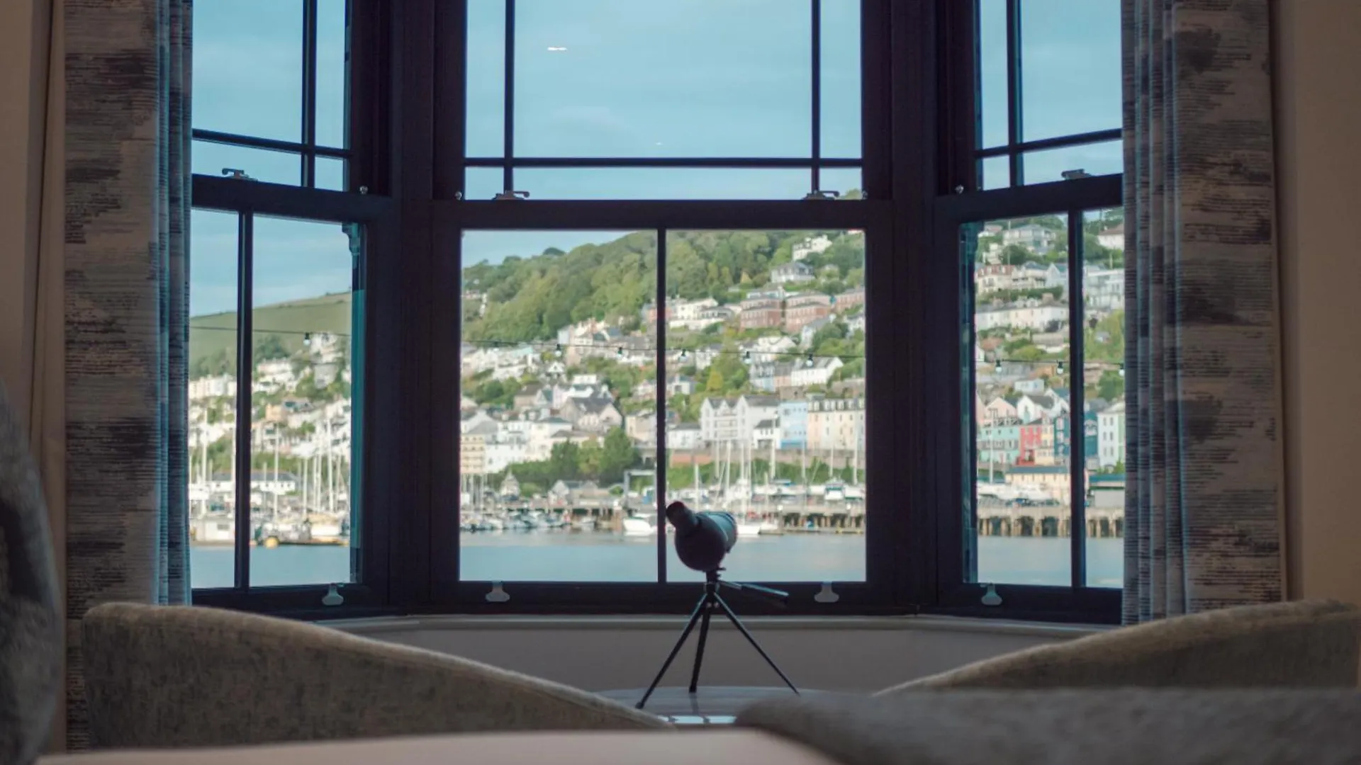 Waterfront House 5* Dartmouth