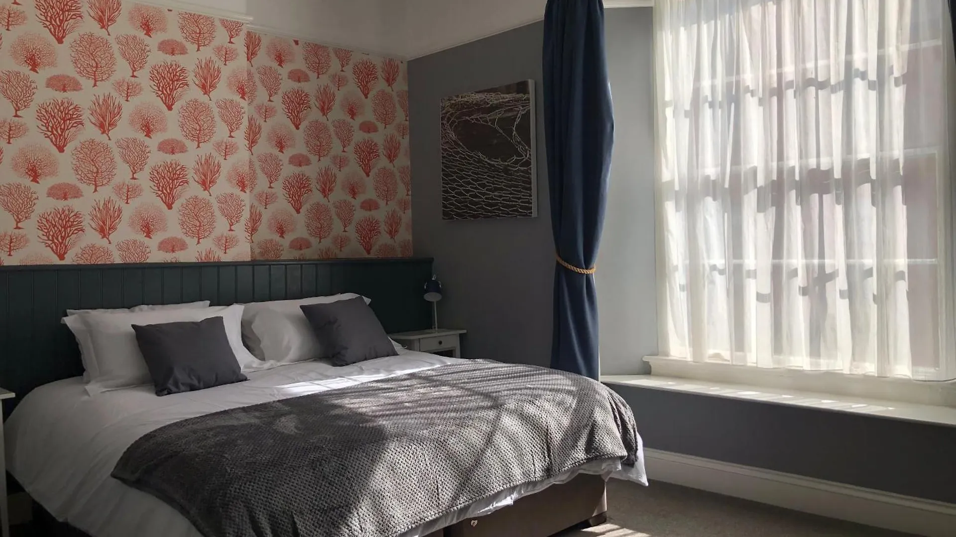 Seale Arms Dartmouth