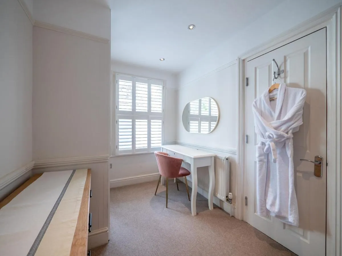 25 Steps - Stylish 2-bed Gem In * دارتموث