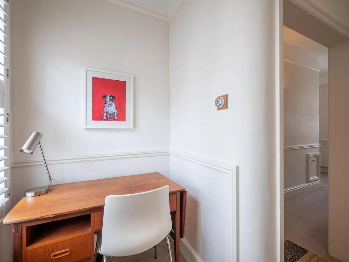 25 Steps - Stylish 2-bed Gem In *