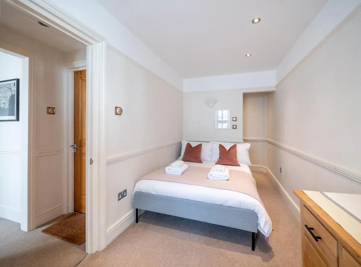 شقة 25 Steps - Stylish 2-bed Gem In