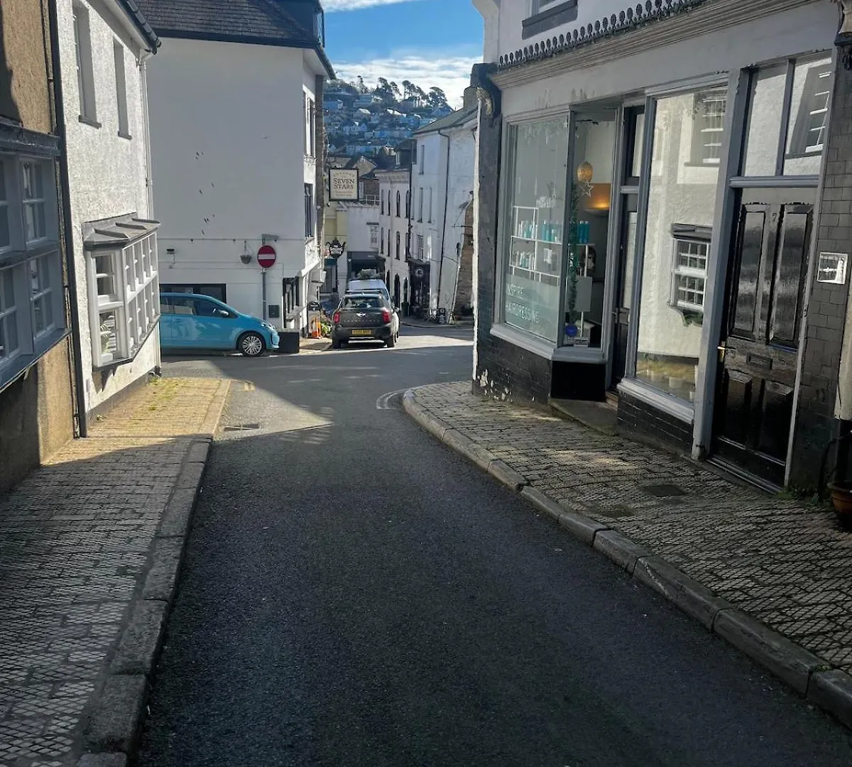 25 Steps - Stylish 2-bed Gem In *