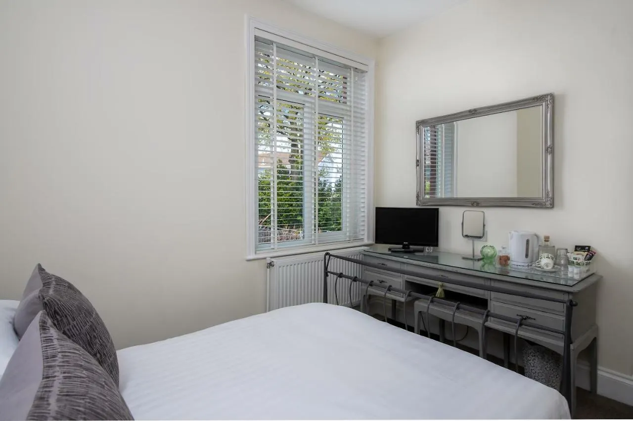 The Boutique B &b Bed & Breakfast 2*
