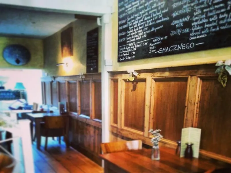 Anzac Street B+bistro Dartmouth