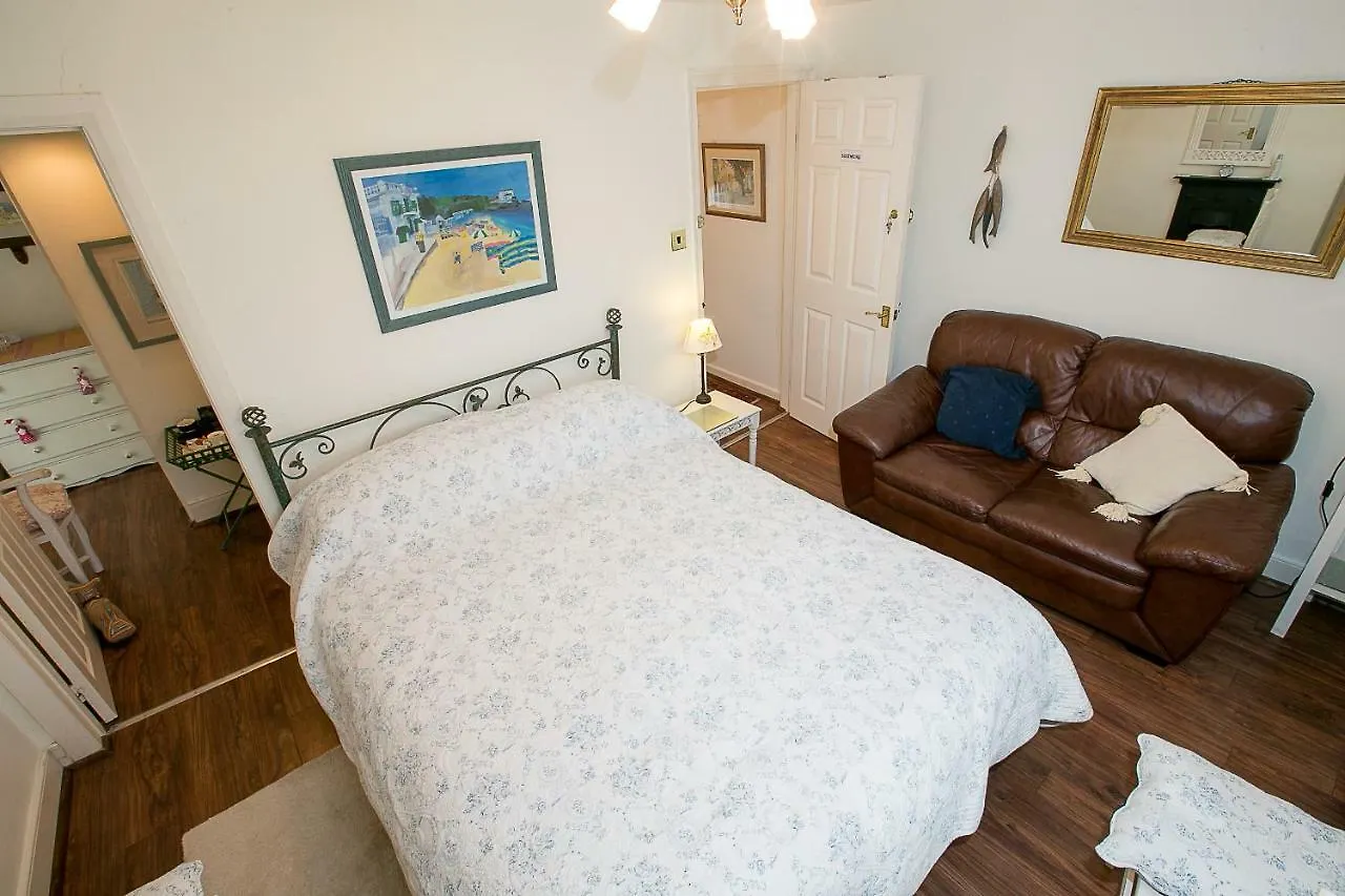Southford House * Дартмаут